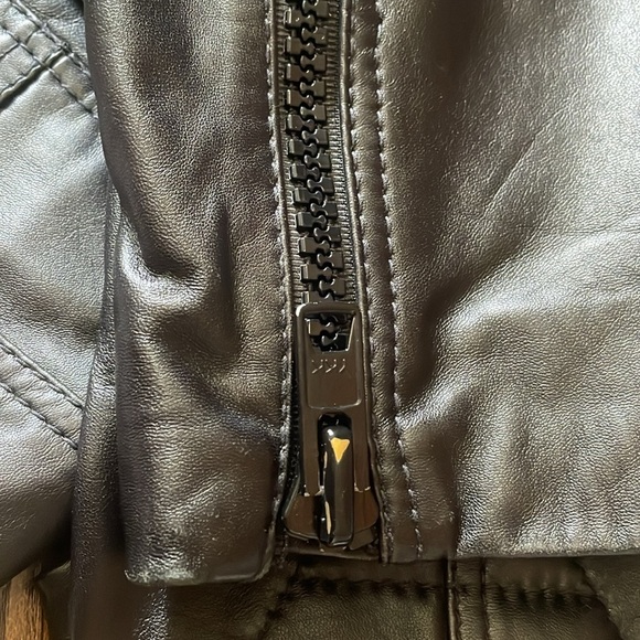 Tommy Hilfiger leather jacket - Picture 8 of 9